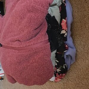 Mystery Box Not So Mystery.  Clothes Bundle  Large Or Xl.  Six Items #3